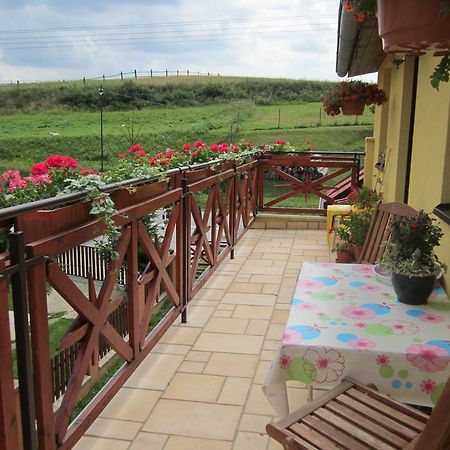 Ferienwohnung Privat Vrbov 23 Exterior foto